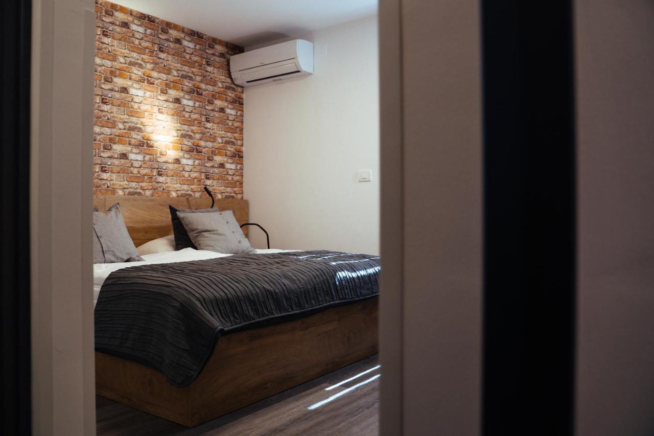 Buzinel Estate Hotel Dobrovo Ngoại thất bức ảnh