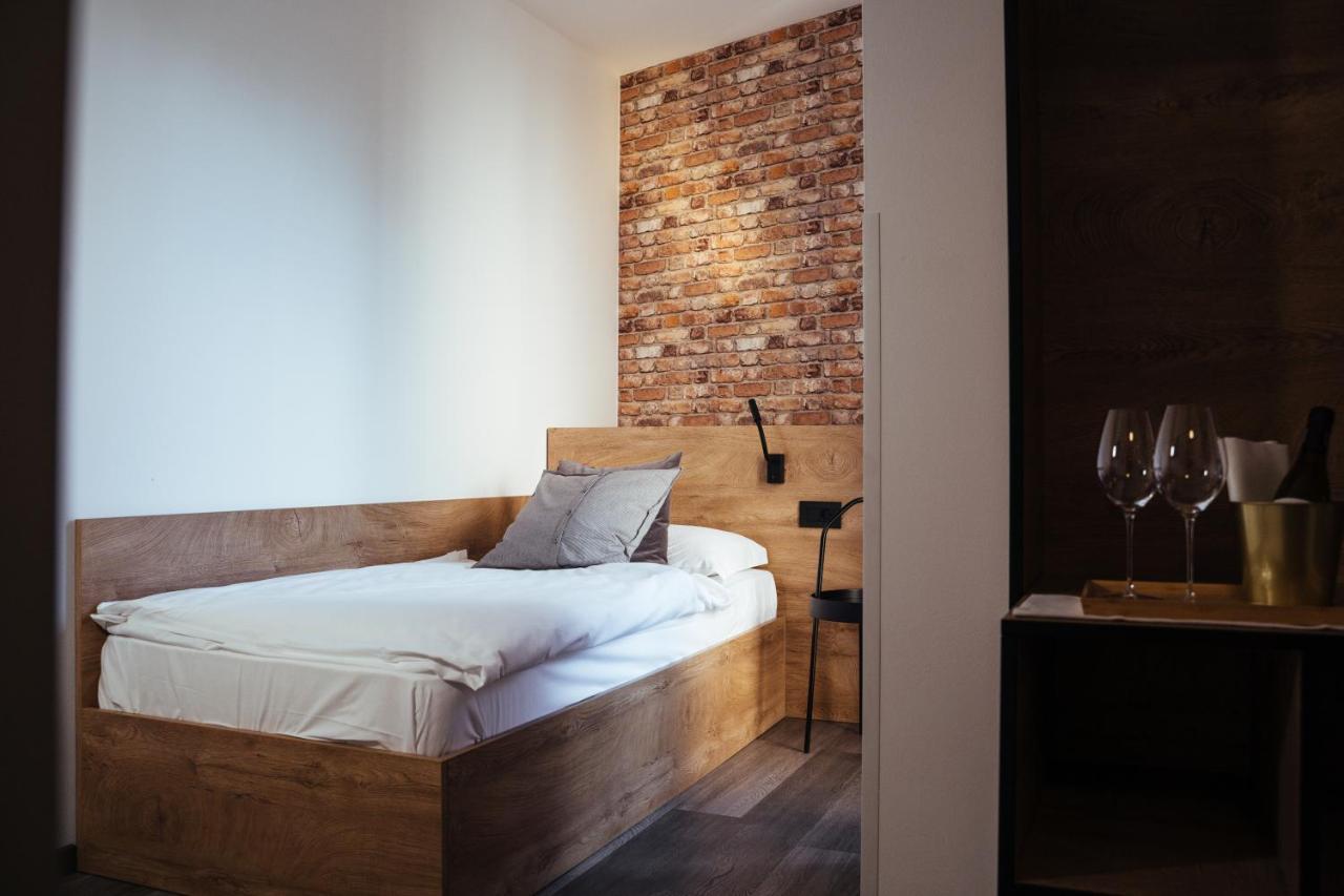 Buzinel Estate Hotel Dobrovo Ngoại thất bức ảnh