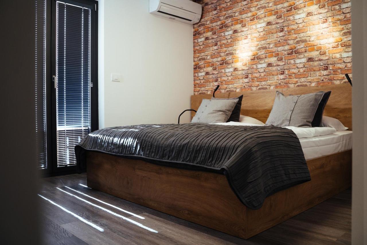 Buzinel Estate Hotel Dobrovo Ngoại thất bức ảnh